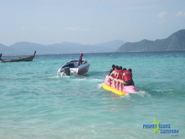 Coral Island Tour + Banana Boat + Parasailing