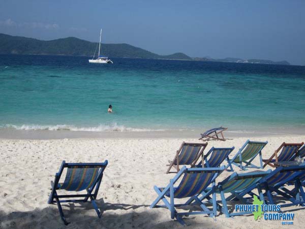 Coral Island Tour + Parasailing