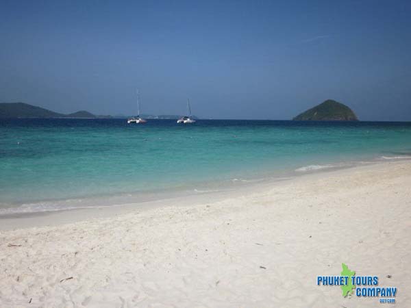 Coral Island Tour + Parasailing