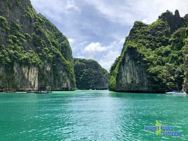 Phi Phi Island Half Day Sunset Plankton Tour