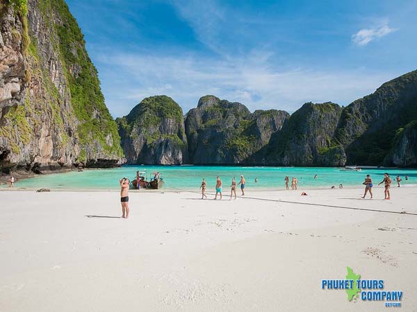 Phi Phi Island Bamboo Island by Speed Boat Premium Tour