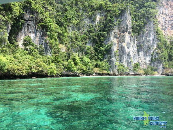 Phi Phi Island Half Day Tour from Koh Phi Phi