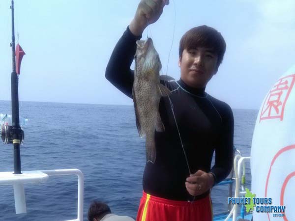 Private Fishing Charter - Raya Island 9-12 Pax